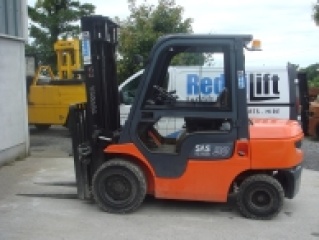 toyota forklift age by serial number